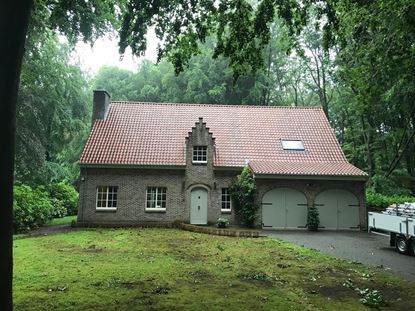PANNE S DONKER VINTAGEDAKPAN HUIS